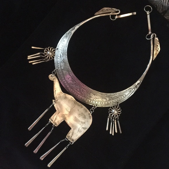Silver Tribal Neck Collar - Picture 2 of 2